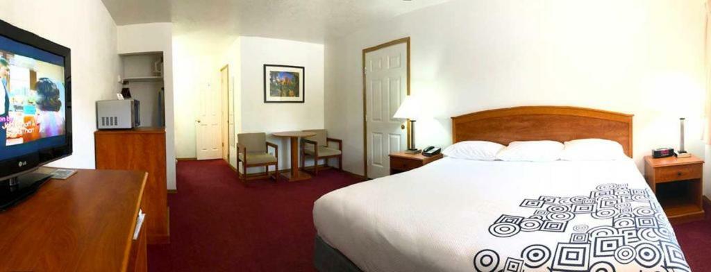 Austin'S Chuckwagon Motel Torrey Kültér fotó
